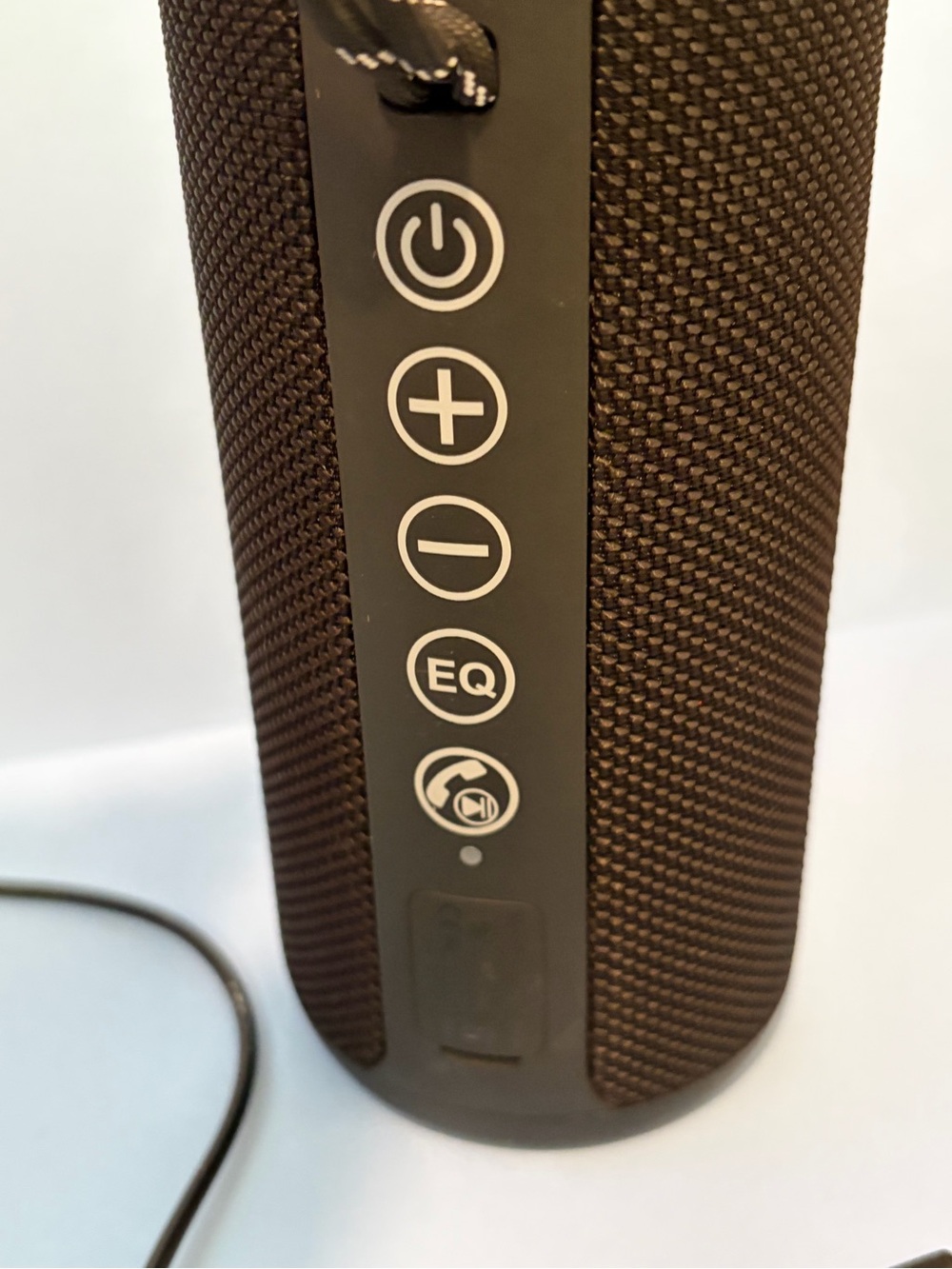 Portable Black Bluetooth Speaker with USB Charging - Picture 2 of 2